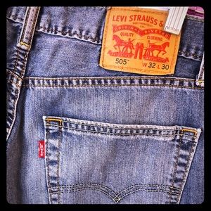 505 Jeans by Levi